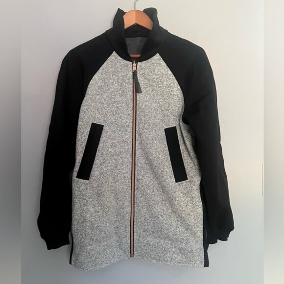 Lululemon Both Ways Bomber Black Grey Flower Size 10 - Picture 1 of 5